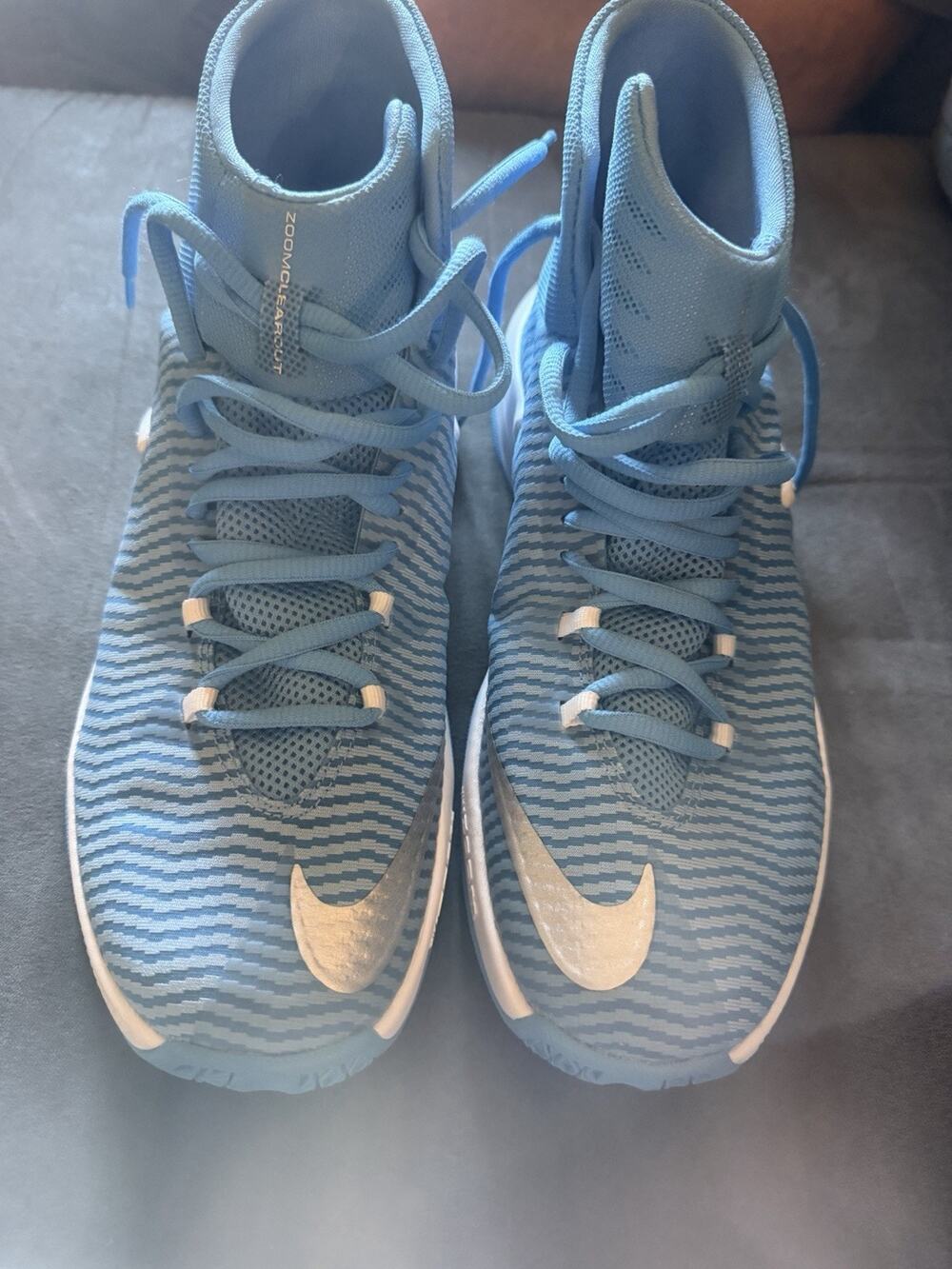 Nike Zoom Clear Out Carolina Light Blue Mens Size 8 New No Box Authenticated COA